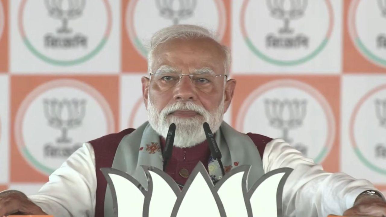 PM Modi बोले- झालमुड़ी मैंने खाई और मिर्ची TMC को लगी, उत्साहपूर्ण मतदान के लिए मतदाताओं का अभिनन्दन किया