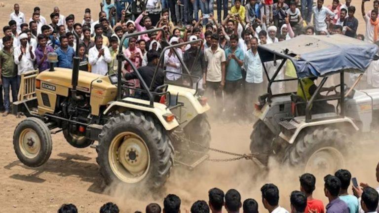 गुना में मौत का खेल: दो ट्रैक्टरों की खतरनाक ‘ताकत की जंग’, बड़ा हादसा टला
