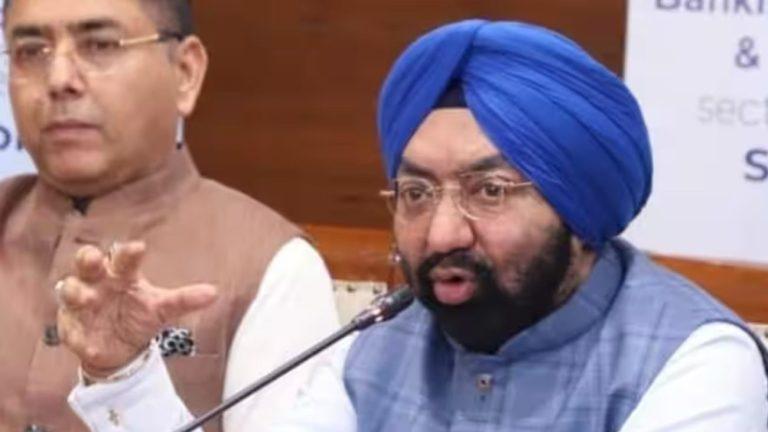 CM भगवंत मान के गद्दार वाले बयान पर भड़के विक्रमजीत सिंह साहनी, कहा – ‘मैं सीएम के पद का सम्मान करता हूं लेकिन…’, पढ़ें यह खबर