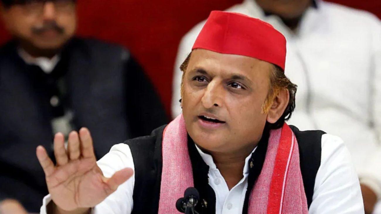 सपा प्रमुख अखिलेश यादव की शिक्षामित्रों से बड़ी अपील, कहा – ‘भाजपा के 22,000 वोट काटकर ‘पीडीए सरकार’ बनाने का संकल्प लें’