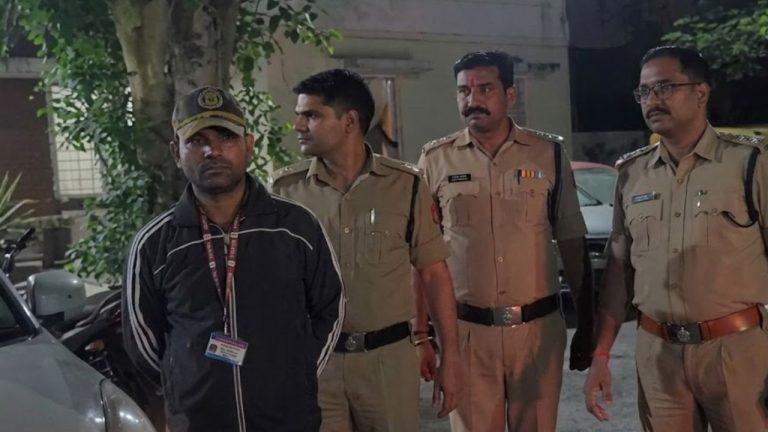 देवास में फर्जी DIG गिरफ्तार! नीली बत्ती लगाकर झाड़ रहा था रौब, पुलिस ने खोला राज