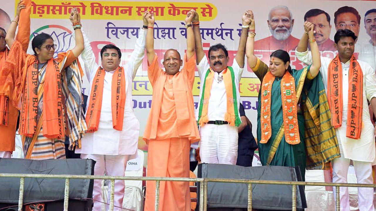 योगी आदित्यनाथ बोले- 4 मई को बंगाल में लहराएगा भगवा ध्वज, अंधकार दूर होगा, फिर बनेगी “शोनार बांग्ला” पहचान