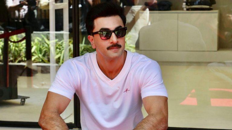 4000 करोड़ की ‘रामायण’ में बड़ा ट्विस्ट! रणबीर कपूर की सौतेली मां बनेंगी ये हीरोइन, उम्र का फर्क जानकर चौंकेंगे आप