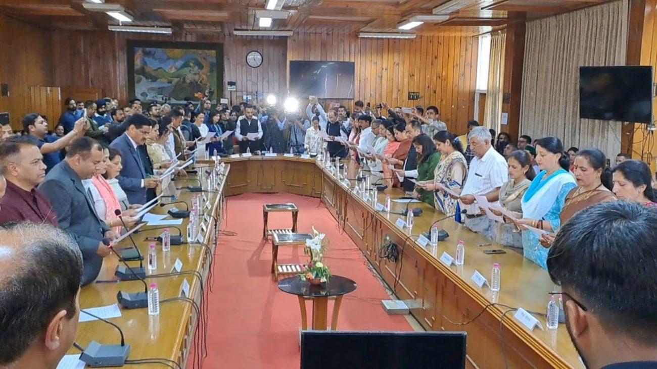 हिमाचल के पांच नगर निगमों में पार्षदों का कार्यकाल खत्म, अब प्रशासकों के हाथ में कमान