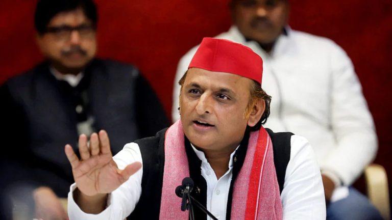 पश्चिम बंगाल इलेक्शन पर अखिलेश यादव ने दिया बड़ा बयान, कहा – ‘बंगाल में दीदी ऐतिहासिक वोटों से जीत रही’