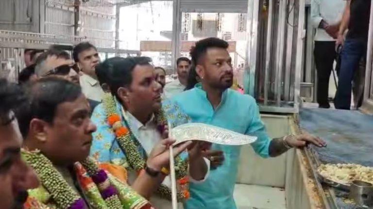 असम चुनाव के बाद खाटू श्याम धाम पहुंचे मुख्यमंत्री हिमंता बिस्वा सरमा, भाजपा की जीत का किया दावा