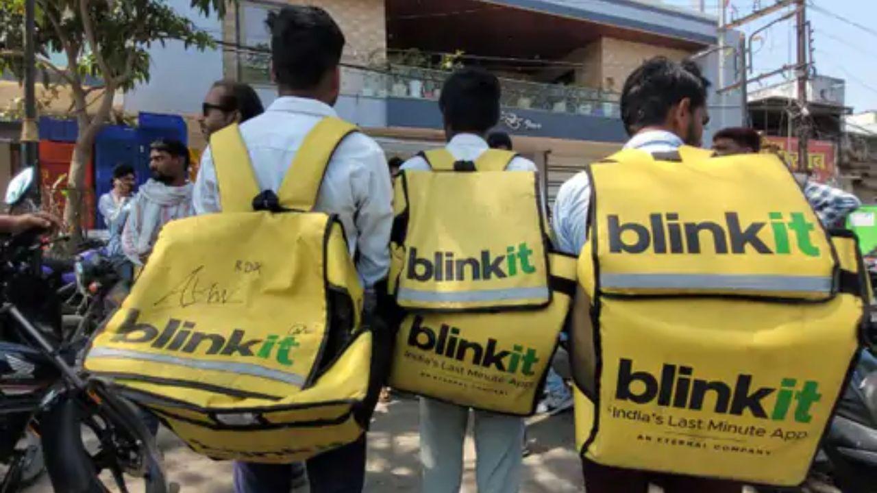 देवास में Blinkit डिलीवरी बॉयज़ का फूटा गुस्सा! कैंसिल ऑर्डर पर नहीं मिलता पैसा, शुरू की हड़ताल