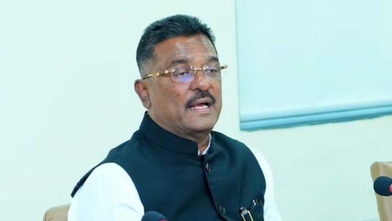 महाराष्ट्र राज्य सड़क परिवहन महामंडल पर बढ़ा आर्थिक दबाव, मंत्री प्रताप सरनाईक ने दिए सुधार के निर्देश