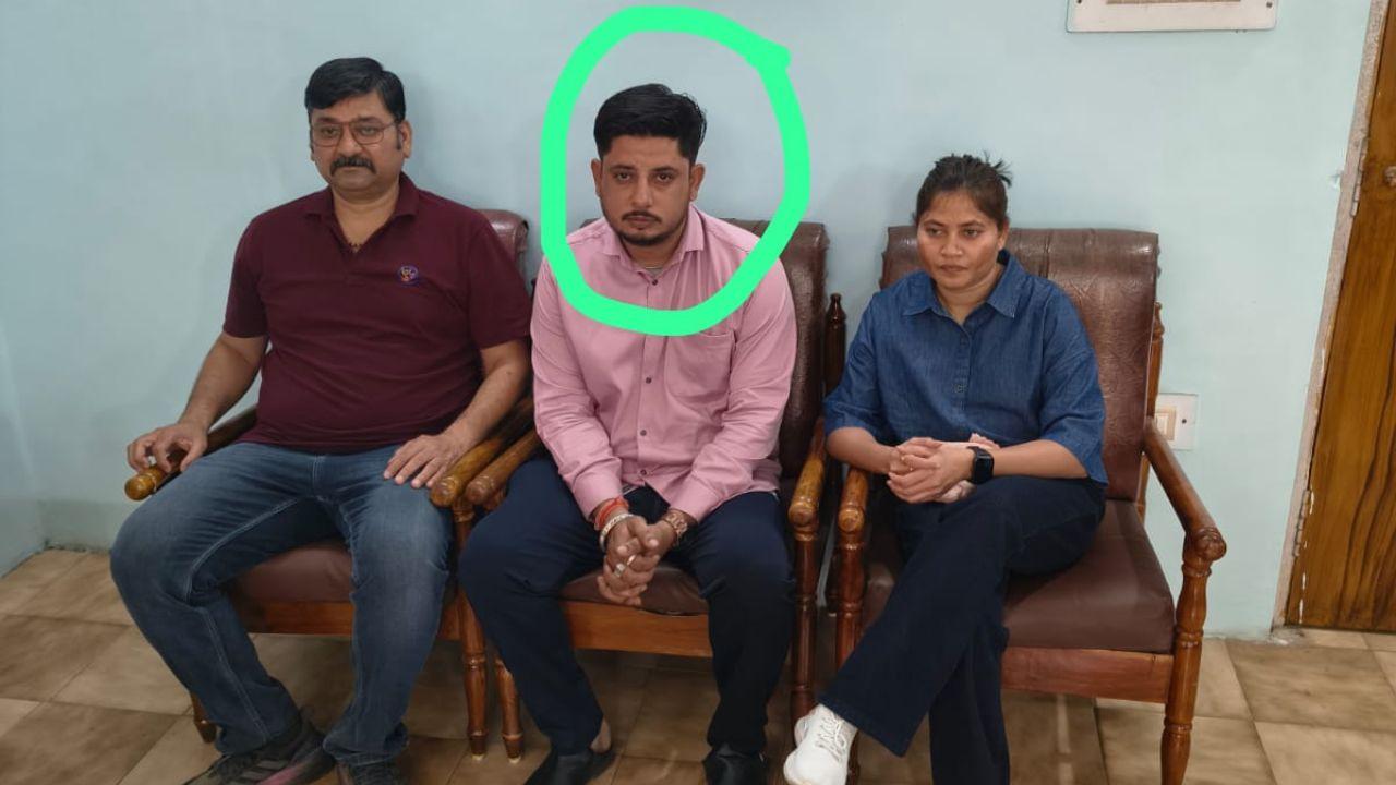 ठेकेदार का बिल पास करने PHE कर्मचारी ने ली रिश्वत, लोकायुक्त पुलिस ने रंगे हाथ पकड़ा
