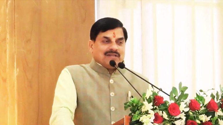 MP बोर्ड रिजल्ट: जनजातीय जिलों ने बाजी मारी, सरकारी स्कूलों के नतीजे निजी से बेहतर, सीएम डॉ. मोहन यादव ने कहा “16 साल में सर्वश्रेष्ठ परिणाम”