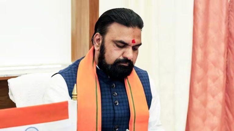 बिहार कैबिनेट बैठक: 63 फैसलों पर मुहर, चीनी मिलों को राहत पैकेज, फल्गु नदी पर नए पुल को मंजूरी, पढ़ें खबर