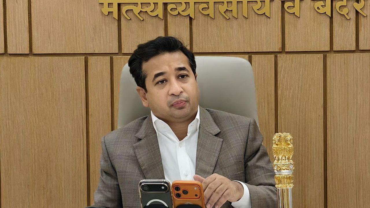महाराष्ट्र के मंत्री नितेश राणे की बढ़ी मुश्किलें, कोर्ट ने सुनाई जेल की सजा, जानिए क्या है पूरा मामला