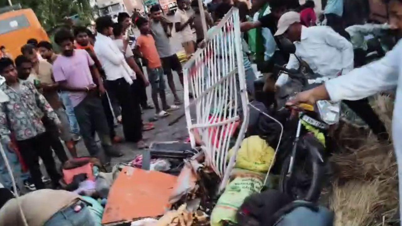 बिहार के कटिहार में भीषण सड़क हादसा, तेज रफ्तार बस ने दो बाइक और पिकअप को कुचला, 10 लोगों की मौत और 25 से ज्यादा घायल