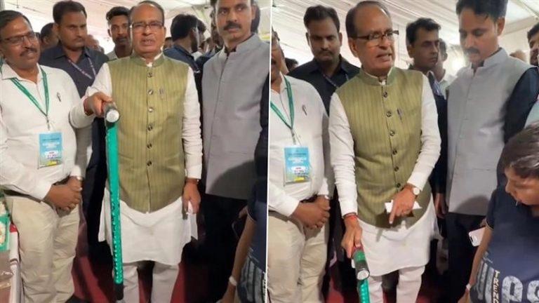 भारत में हुआ कमाल का आविष्कार! अब सांपों के डर से कांपना बंद, खेतों में किसानों को मिलेगा ‘जीवनदान’