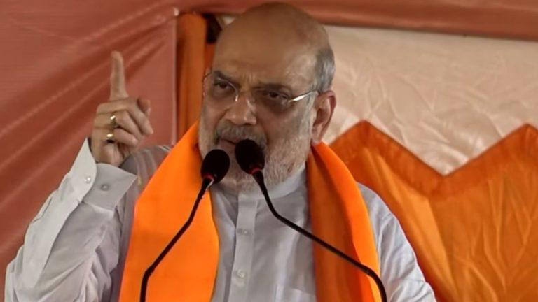 PM Modi को आतंकवादी कहने पर भड़के अमित शाह, बोले- कांग्रेस जितनी गालियों का कीचड़ बनाएगी, कमल उतना ही खिलेगा