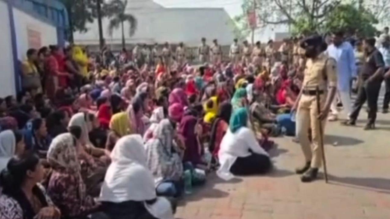 न्यूनतम मजदूरी नहीं मिलने, पीएफ जमा नहीं होने सहित कई परेशानियाँ झेल रहे सिनकॉम फार्मूलेशन पीथमपुर के श्रमिक धरने पर