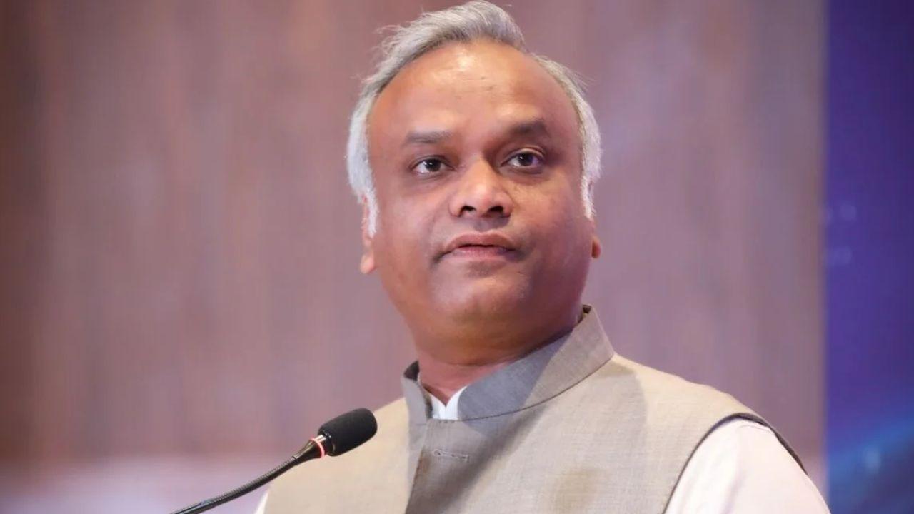 “SIR चुनावी नतीजों को प्रभावित करने का एक हथियार..” कांग्रेस नेता प्रियांक खरगे का बड़ा आरोप, कहा- यह प्रक्रिया निष्पक्ष नहीं