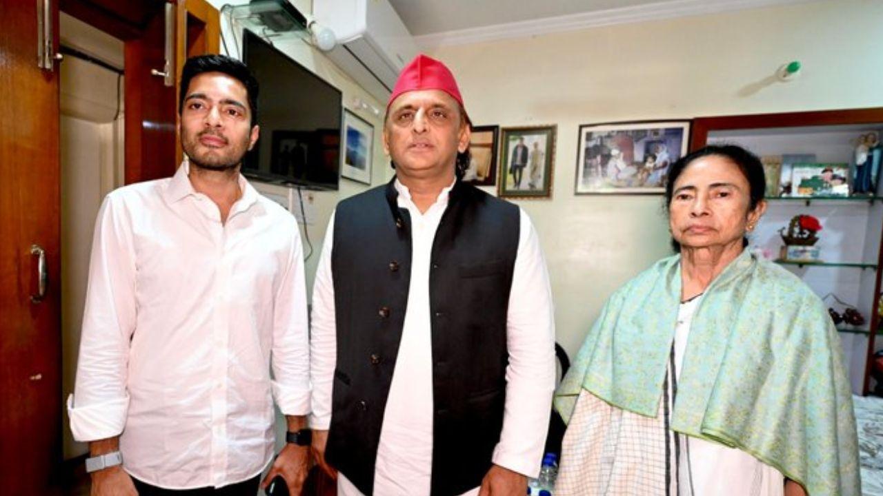 “भाजपा की आंखों में दीदी खटकती हैं क्योंकि..” ममता बनर्जी से मुलाकात के बाद ​बोले अखिलेश यादव, चुनाव प्रक्रिया पर भी उठाए सवाल
