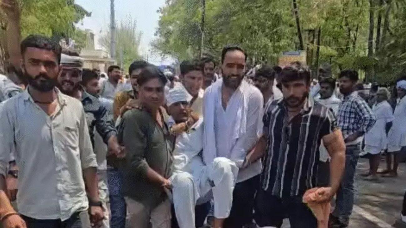 उज्जैन में किसान आंदोलन हुआ उग्र, पुलिस ने किया लाठीचार्ज, अशोक जाट ने जिलाबदर के खिलाफ हाईकोर्ट का रुख किया