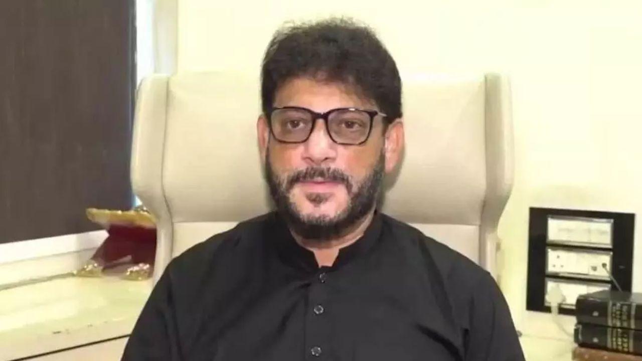 “देश संविधान से चलेगा आपकी धमकियों से नहीं..” नमाज को लेकर सीएम योगी के बयान पर AIMIM नेता वारिस पठान का पलटवार