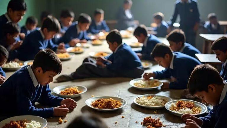 बिहार के सहरसा में मिड-डे मील खाने के बाद 250 से ज्यादा बच्चे बीमार, उल्टी-पेट दर्द की शिकायत, स्कूल में मचा हड़कंप