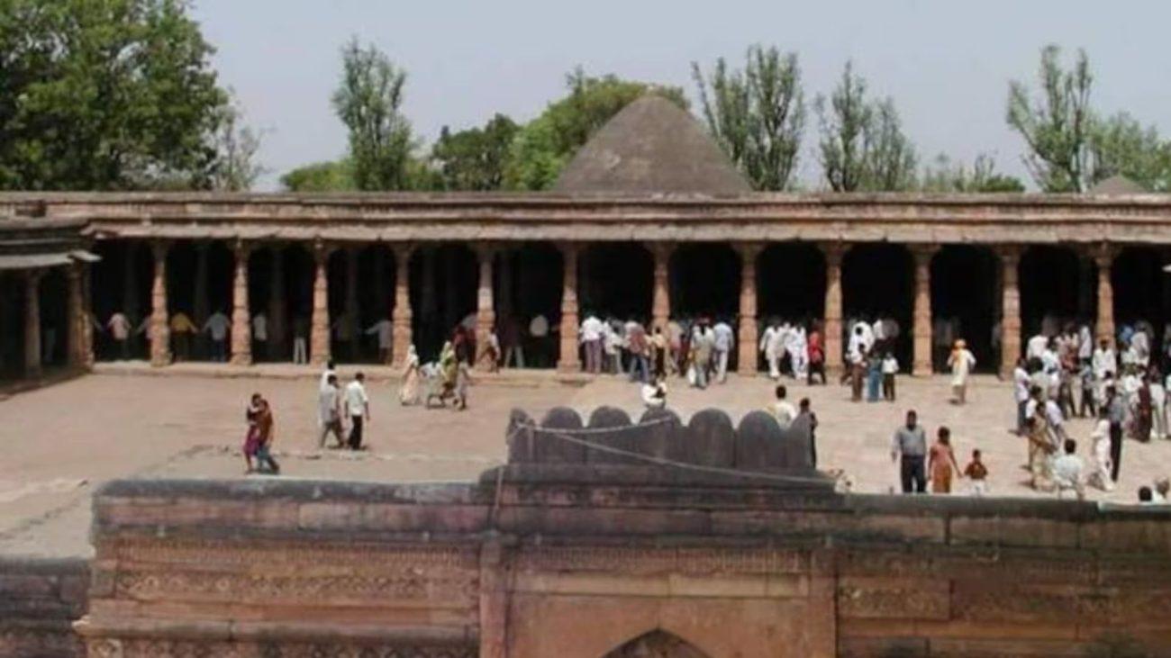 भोजशाला फैसले पर मौलाना रशीदी का बड़ा बयान, कहा – ‘सुप्रीम कोर्ट जाएंगे, इसे जीत न मानें’