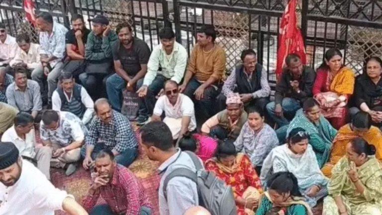 शिमला में सफाई कर्मियों की हड़ताल हुई खत्म, मेयर ने दिया 10% वेतन वृद्धि का आश्वासन, पढ़ें यह खबर