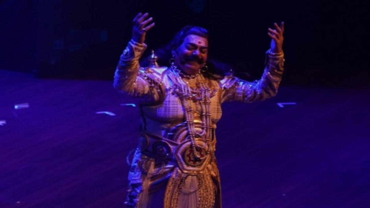 जबलपुर में ‘हमारे राम’ कार्यक्रम के दौरान लगी आग, आशुतोष राणा समेत सभी कलाकार सुरक्षित