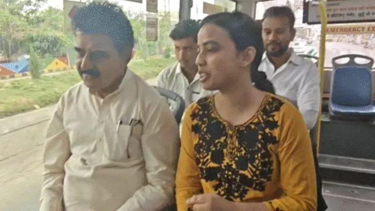 इंदौर में भाजपा का दो दिवसीय प्रशिक्षण वर्ग हुआ शुरू, साइकिल से पहुंचे पदाधिकारी, ईंधन बचत का दिया संदेश