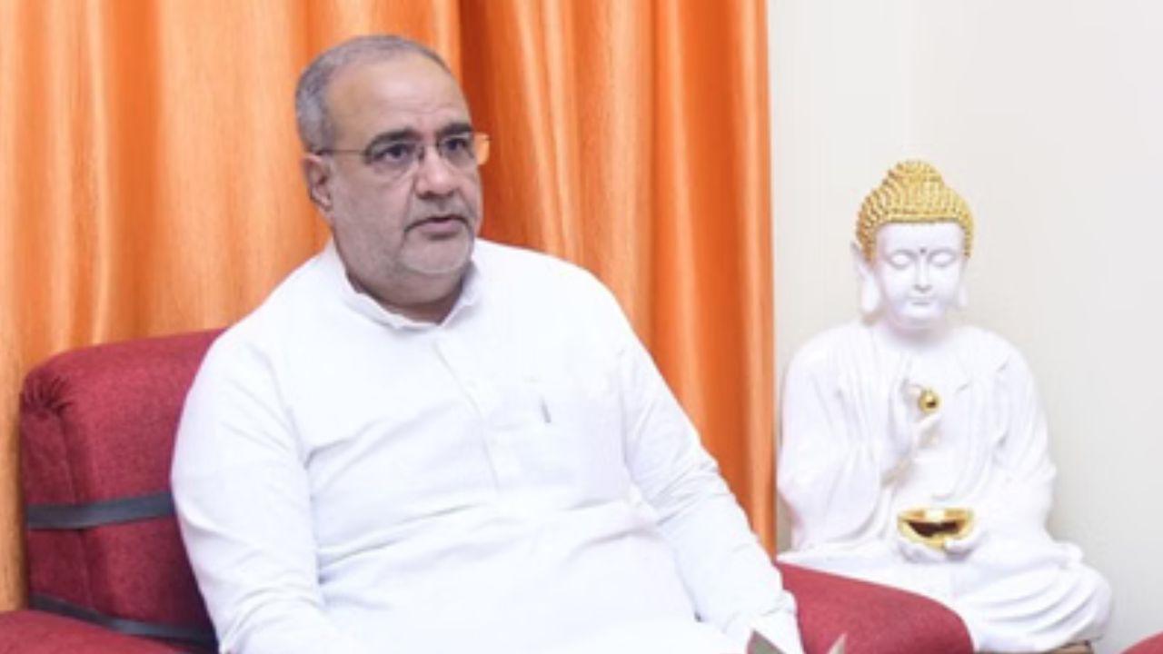 उत्तर प्रदेश: मंत्री भूपेंद्र चौधरी ने ‘कॉकरोच जनता पार्टी’ को बताया विपक्ष का नकारात्मक एजेंडा, बोले- जनता सब समझती है