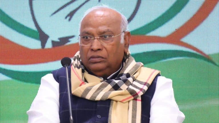 कर्नाटक राज्यसभा चुनाव में कांग्रेस का दबदबा, मल्लिकार्जुन खरगे समेत 3 उम्मीदवार निर्विरोध जीते, 1 सीट भाजपा के खाते में