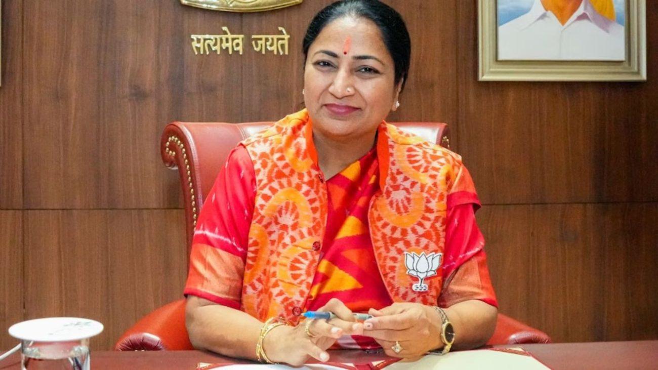 दिल्ली में अवैध निर्माण पर होगी अब 2 साल की जेल, रेखा गुप्ता सरकार का बड़ा फैसला, पढ़ें खबर