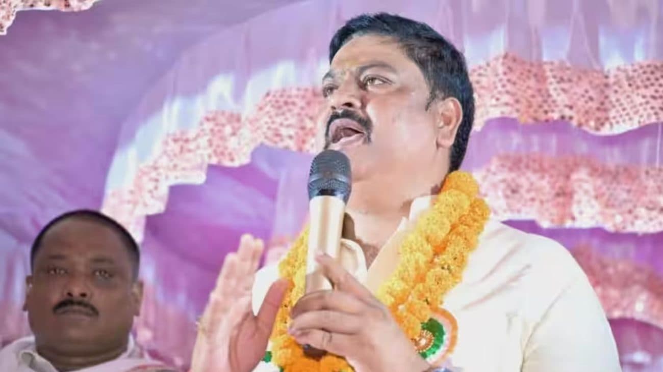 राम मंदिर ट्रस्ट पर लगे गंभीर आरोपों पर सपा नेता पवन पांडे ने साधा निशाना, सुप्रीम कोर्ट से जांच की मांगी की