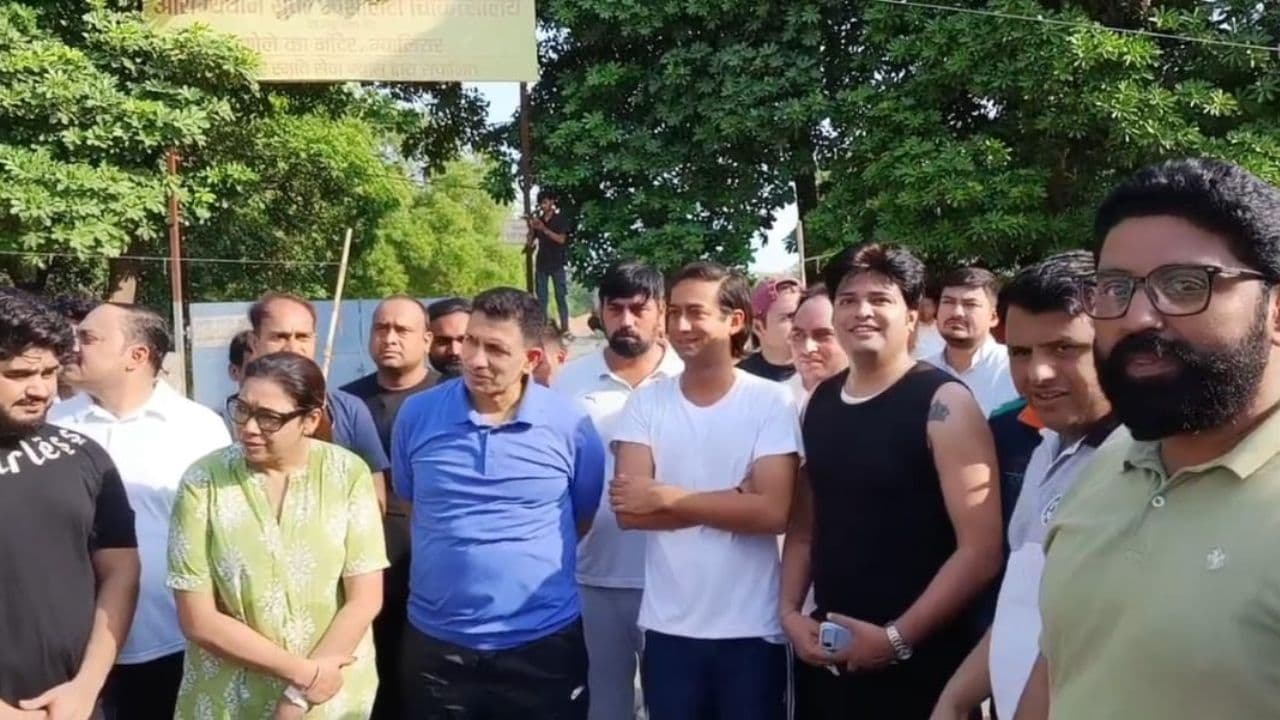 एमपी कांग्रेस अध्यक्ष जीतू पटवारी ने स्मार्ट मीटर को बताया लूट की योजना, ऊर्जा मंत्री प्रद्युम्न सिंह तोमर पर साधा निशाना