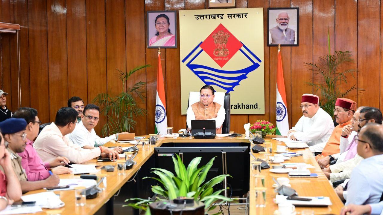 मुख्यमंत्री धामी ने की चारधाम यात्रा व्यवस्थाओं की समीक्षा, सुरक्षा और सुगम दर्शन पर जोर, अधिकारियों को दिए सख्त निर्देश