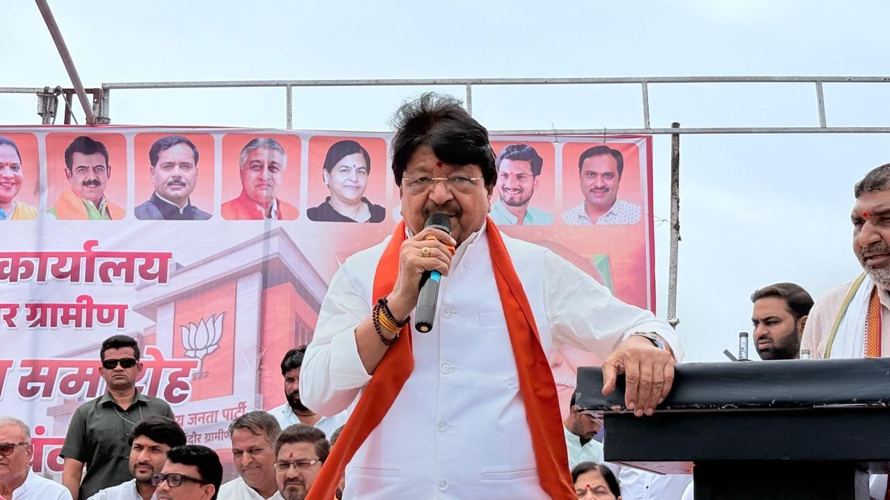 मीनाक्षी नटराजन के विरोध के बीच कैलाश विजयवर्गीय का बड़ा बयान, बोले- BJP तीसरा उम्मीदवार उतारेगी तो उसे जिताने की कोशिश करेंगे