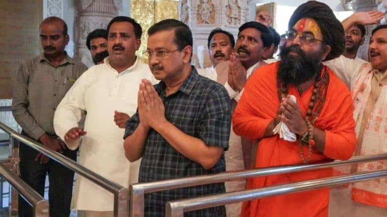 राम मंदिर विवाद पर गरमाई सियासत, कांग्रेस ने VIP दर्शन को लेकर BJP को घेरा, अरविंद केजरीवाल का किया जिक्र