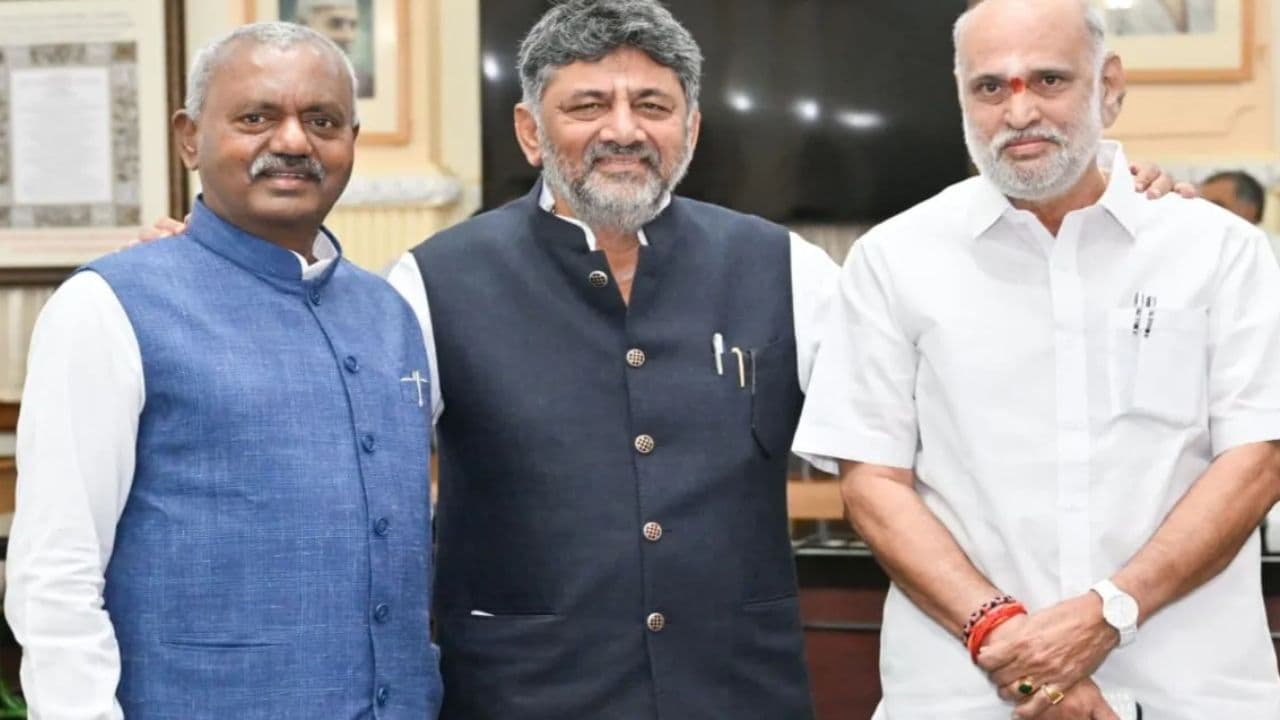 कर्नाटक MLC चुनाव: भाजपा को बड़ा झटका, निष्कासित विधायकों ने कांग्रेस को दिया वोट, हो गया खेला