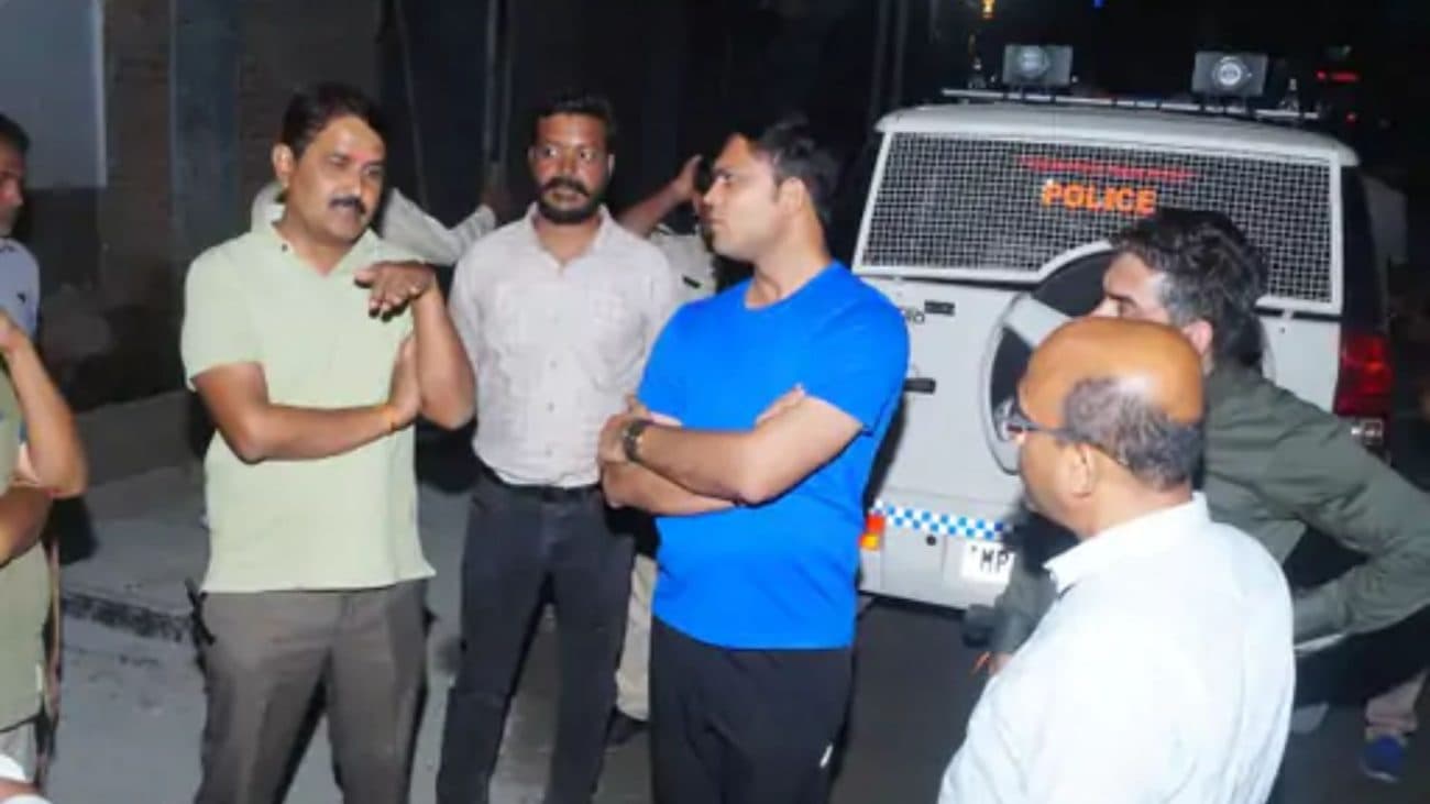 15 अगस्त तक पूरा होगा महाकाल शाही सवारी मार्ग का चौड़ीकरण, CM मोहन यादव के निरीक्षण के बाद प्रशासन ने बढ़ाई रफ्तार