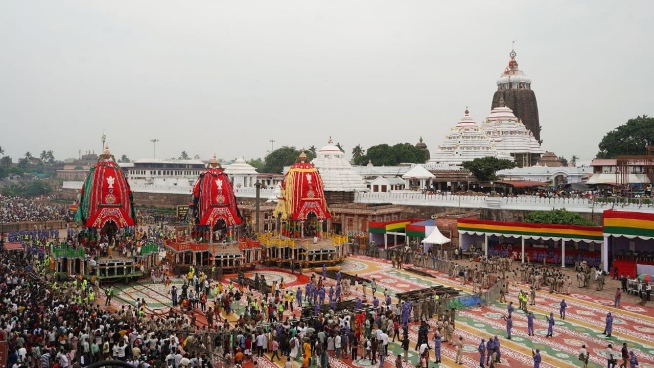 महाप्रभु जगन्नाथ आज जाएंगे मौसी के घर, रथ यात्रा का पूरा शेड्यूल, उत्सव और रस्में