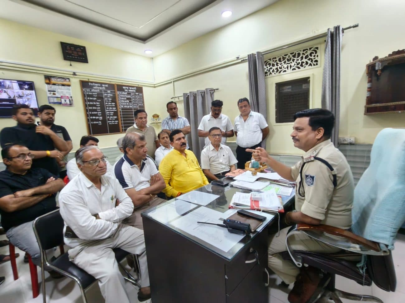 भोपाल के बैरागढ़ में व्यापारी पर चाकूबाजी के बाद व्यापारियों में आक्रोश, दो दिन में आरोपियों की गिरफ्तारी की मांग