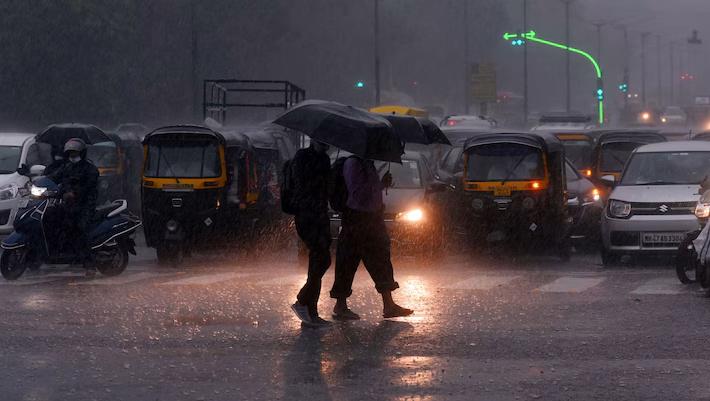 धक्कादायक! मुसळधार पावसाने राज्यात आजवर किती लोकांंनी गमावला जीव? काळजी घ्या!