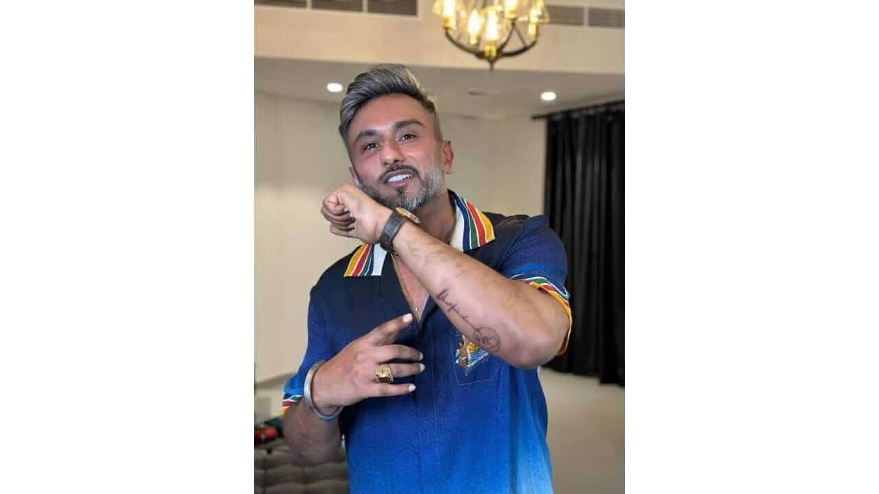 हनी सिंगने एकाचवेळी काढले खास टॅटू, म्हणाला…!