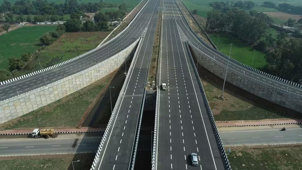 नाशिक–सोलापूर–अक्कलकोट ग्रीनफिल्ड कॉरिडॉर : महामार्गासाठी ९० टक्के भूसंपादन अधिसूचित