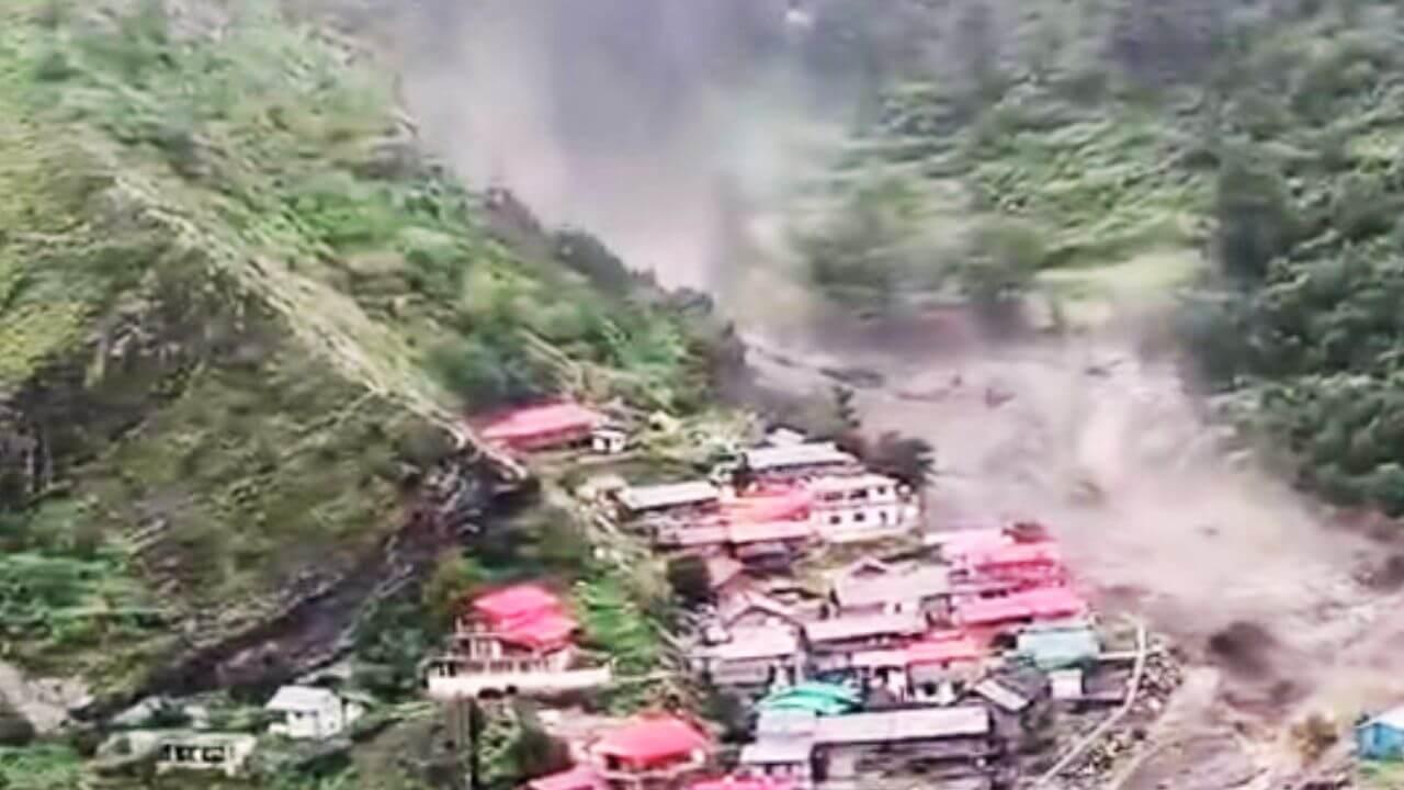 उत्तराखंडमध्ये ढगफुटी! अवघ्या 34 सेकंदात शेकडो घरं-हॉटेलं जमीनदोस्त; 4 जणांचा मृत्यू, 50हून अधिक बेपत्ता