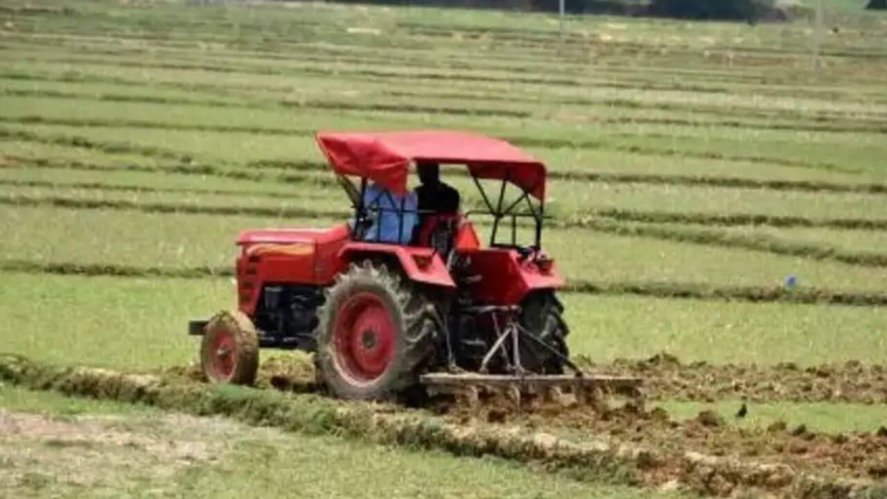 चक्क ट्रॅक्टरला जीपीएस आणि ब्लॅक बॉक्स लावणार; केंद्र सरकारच्या निर्णयाला कोल्हापुरातून विरोध!