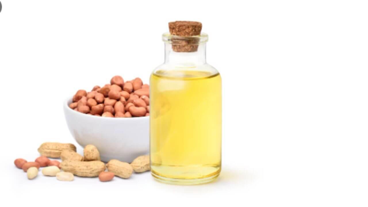 स्वयंपाकात वापरा शेंगदाण्याचे तेल, मेंदू निरोगी ठेवण्यापासून ते त्वचेपर्यंत मिळतील अनेक फायदे