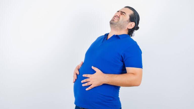 रोज सकाळी-सकाळी पोटात गॅस होतो? पचनक्रिया सुधारण्यासाठी बदला ‘या’ ५ सवयी