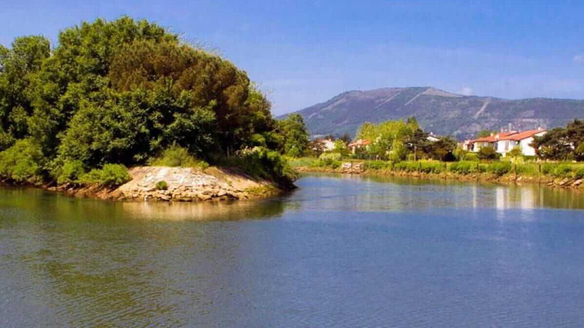 हे दोन देश एका बेटावर प्रत्येकी ६-६ महिने राज्य करतात, ते बेट आणि देश कोणते? जाणून घ्या