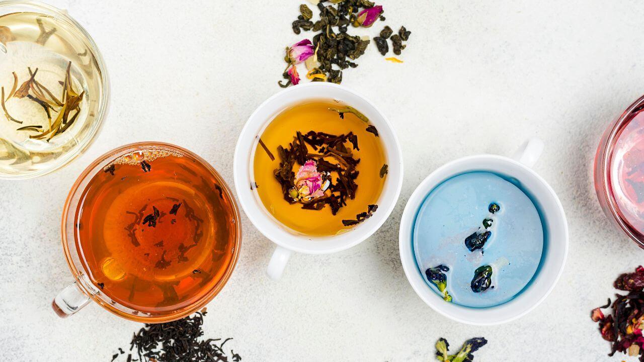 डायबिटीस ते तणावापासून आराम देतात ५ प्रकारचे आयुर्वेदिक चहा, रोज करा सेवन